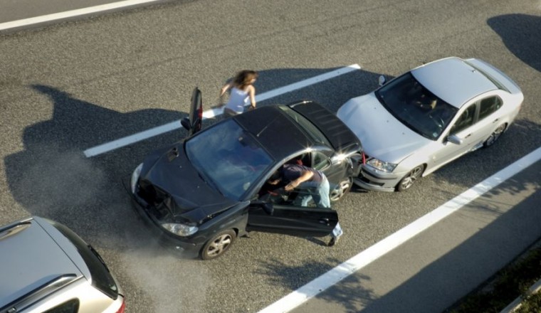 UAE CARS TO BE FITTED WITH NEW ACCIDENT-REPORTING TECHNOLOGY