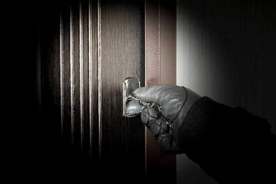 Maid steals Dh1m, jewellery from kin's house in Ajman