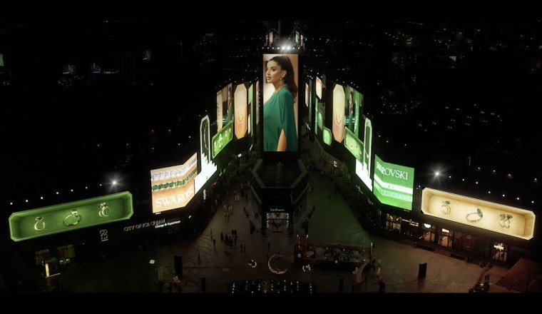 BUREAU BÉATRICE & SWAROVSKI IGNITE DREAMS ON 82 SCREENS SHOW AT RIYADH BOULEVARD PARK