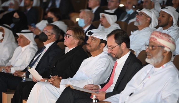الاجتماع السنوي للمنظمة الدولية للتقييس في أبوظبي يناقش أهمية المواصفات في تحفيز التجارة الدولية وتعزيز العمل المناخي
