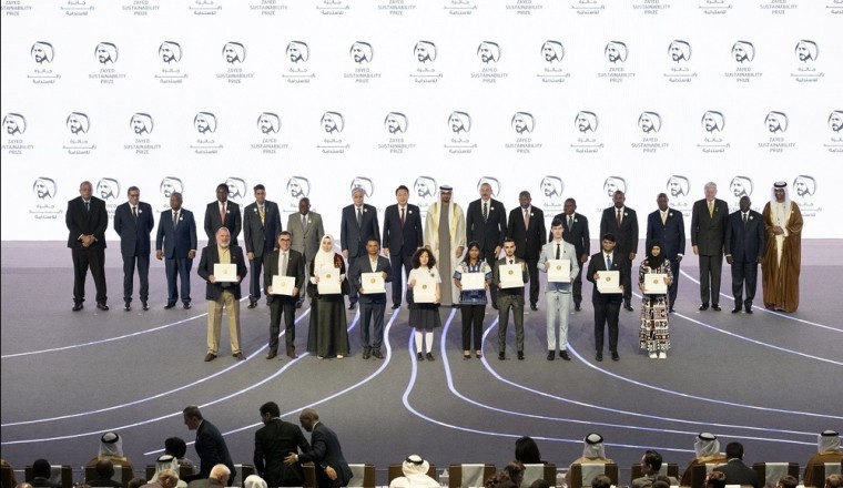 رئيس الدولة يكرم الفائزين العشرة بـ "جائزة زايد للاستدامة 2023 ".. بمشاركة عدد من القادة ضيوف الدولة