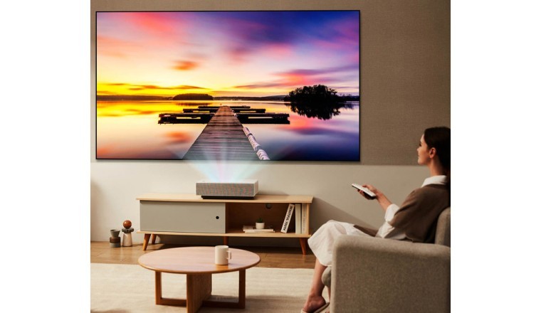 إل جي تكشف عن أجهزة العرض CINEBEAM الحديثة التي توفر تجربة الترفيه المنزلي الفائقة