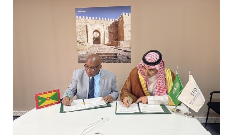 الصندوق السعودي للتنمية يوقع اتفاقية أول قرض تنموي بقيمة 100 مليون دولار لدعم البنية التحتية الذكية مناخيًا في غرينادا