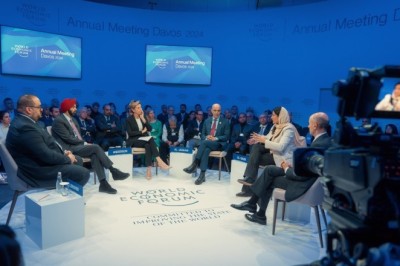 المملكة تختتم مشاركتها في الاجتماع السنوي للمنتدى الاقتصادي العالمي بإعلان عن استضافتها لاجتماع خاص بالمنتدى في أبريل القادم بالرياض