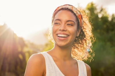 How to Become an Optimist: 3 Daily Habits To Help You Get Started